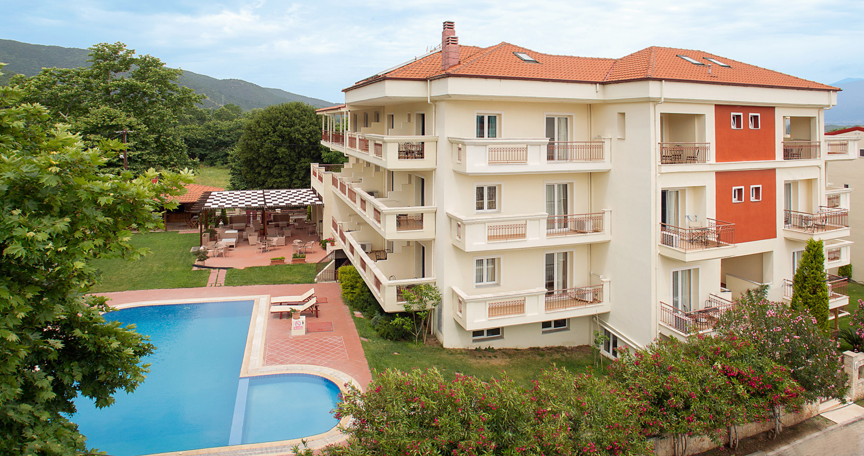 ELECTRA HOTEL AND SUITES Gallery